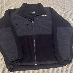 The North Face Men's Black Performance Jacket
